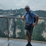 Uitzicht vanuit de brug van Zhangjiajie